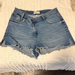 Abercrombie Curve Love Sz 8 Jean Short